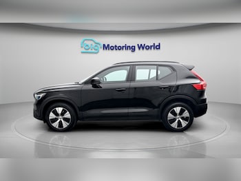 Used Volvo XC40 2023 for sale - 79355587: Photo