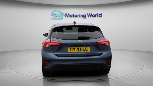 Used Ford Focus 2022 for sale - 75363526: Photo 7