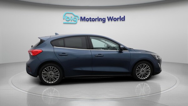 Used Ford Focus 2022 for sale - 75363526: Photo 9