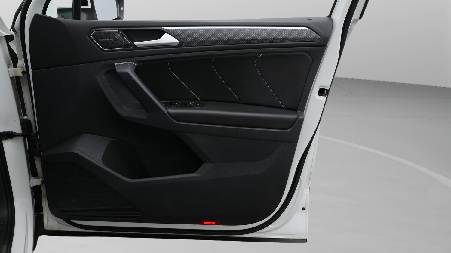 Used Volkswagen Tiguan 2022 for sale - 76513199: Photo 16