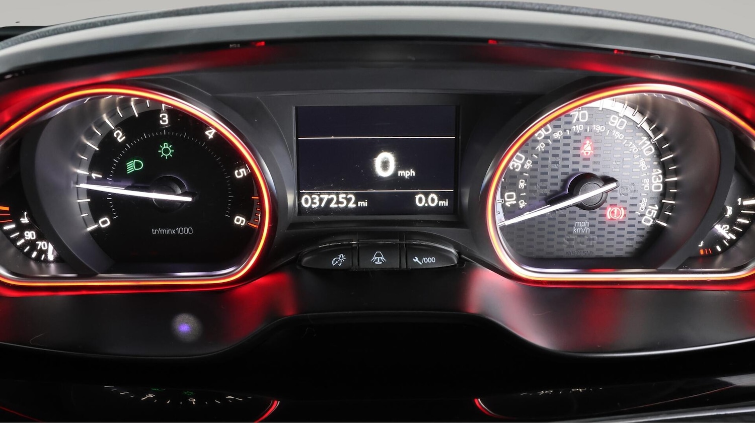 Used Peugeot 2008 2017 for sale - 76597119: Photo 11