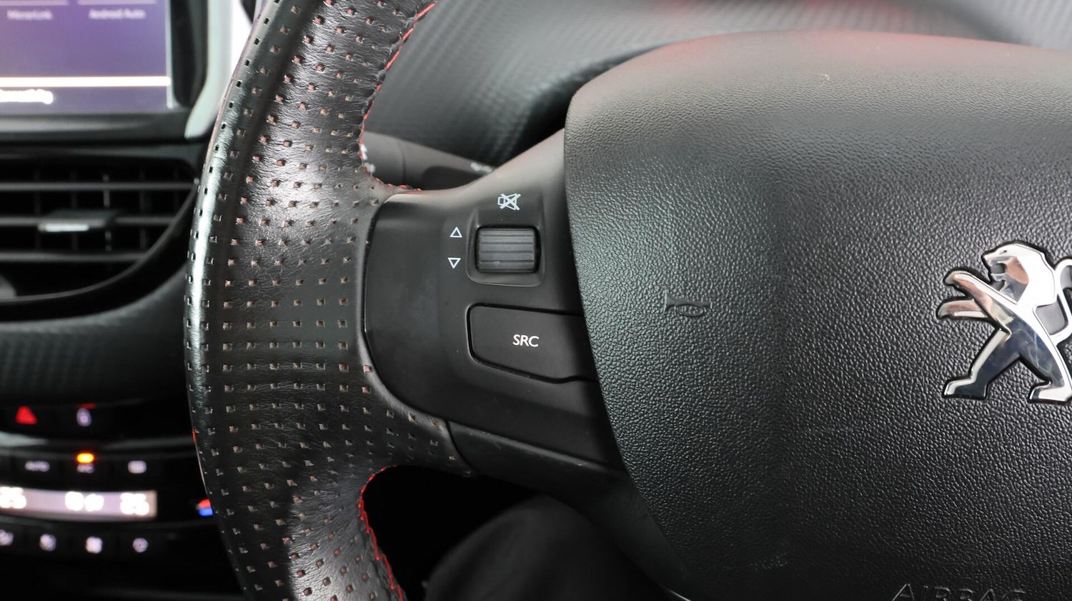 Used Peugeot 2008 2017 for sale - 76597119: Photo 24