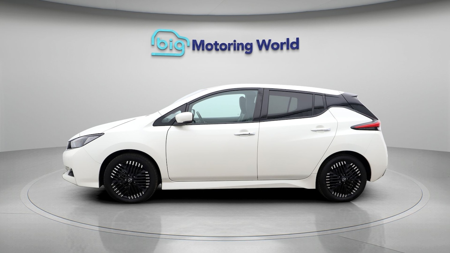 Used Nissan Leaf 2023 for sale - 77536292: Photo 4