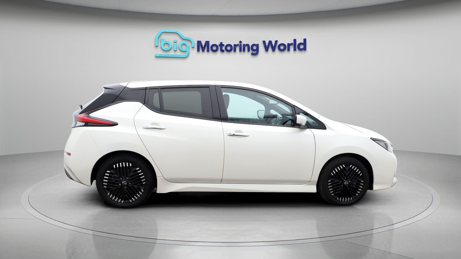 Used Nissan Leaf 2023 for sale - 77536292: Photo 8