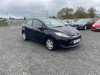 2010 (10) - 1.4 Edge 5dr
