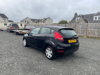 Used Ford Fiesta 2010 for sale - 76142742: Photo 3