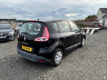 Used Renault Scenic 2010 for sale - 79520206: Photo