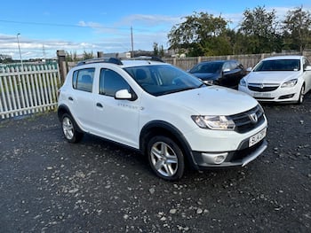 Used Dacia Sandero Stepway 2014 for sale - 79640368: Photo