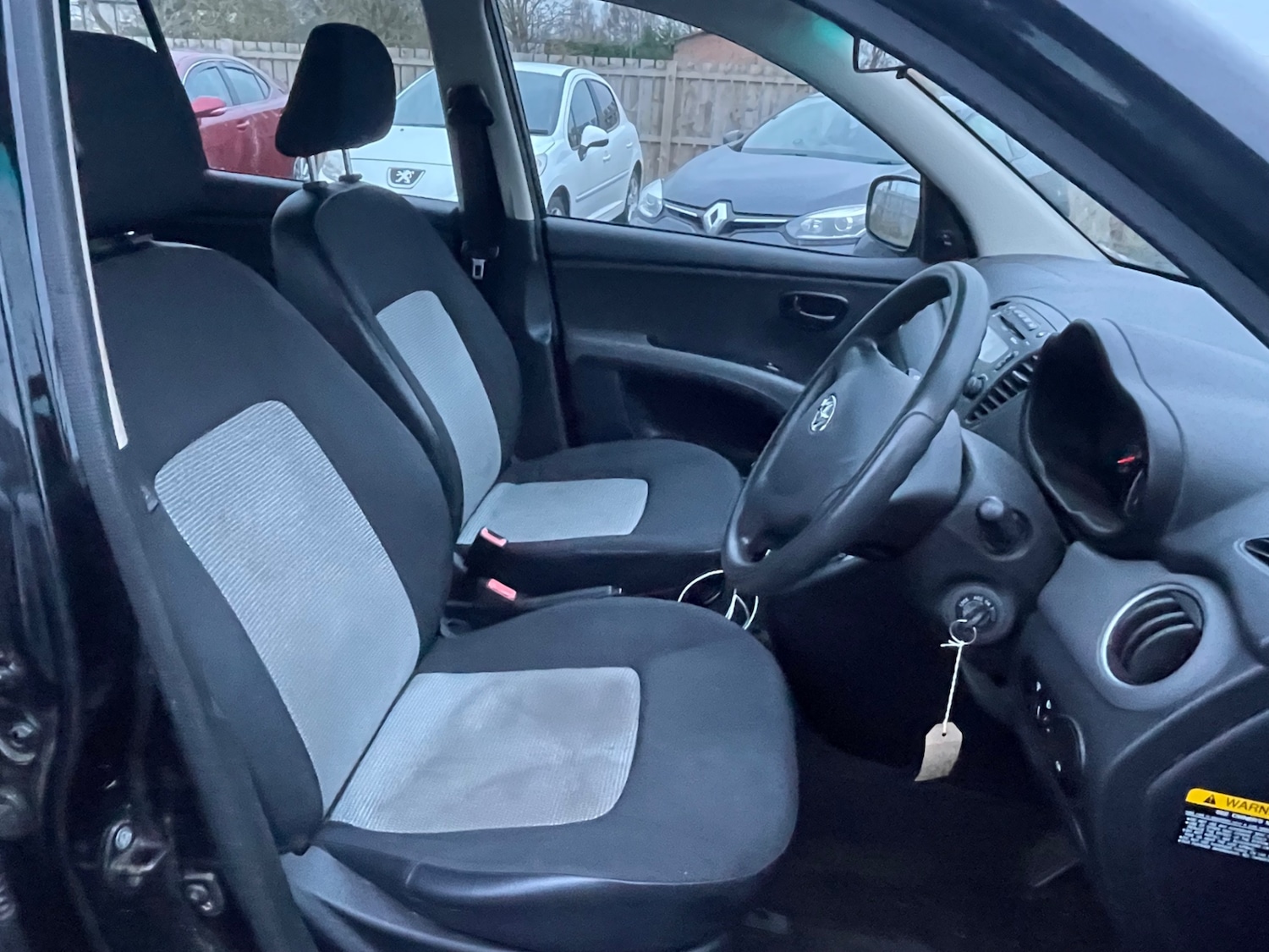 Used Hyundai i10 2010 for sale - 77990083: Photo 7