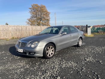 Used Mercedes-Benz E Class 2009 for sale - 76519665: Photo