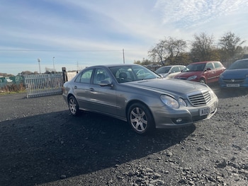 Used Mercedes-Benz E Class 2009 for sale - 76519665: Photo