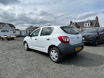 Used Dacia Sandero 2013 for sale - 78324959: Photo