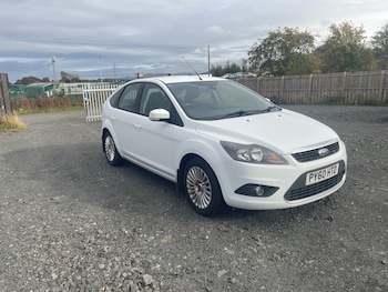 Used Ford Focus 2011 for sale - 76142737: Photo 2