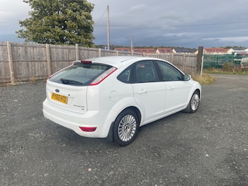 Used Ford Focus 2011 for sale - 76142737: Photo 3