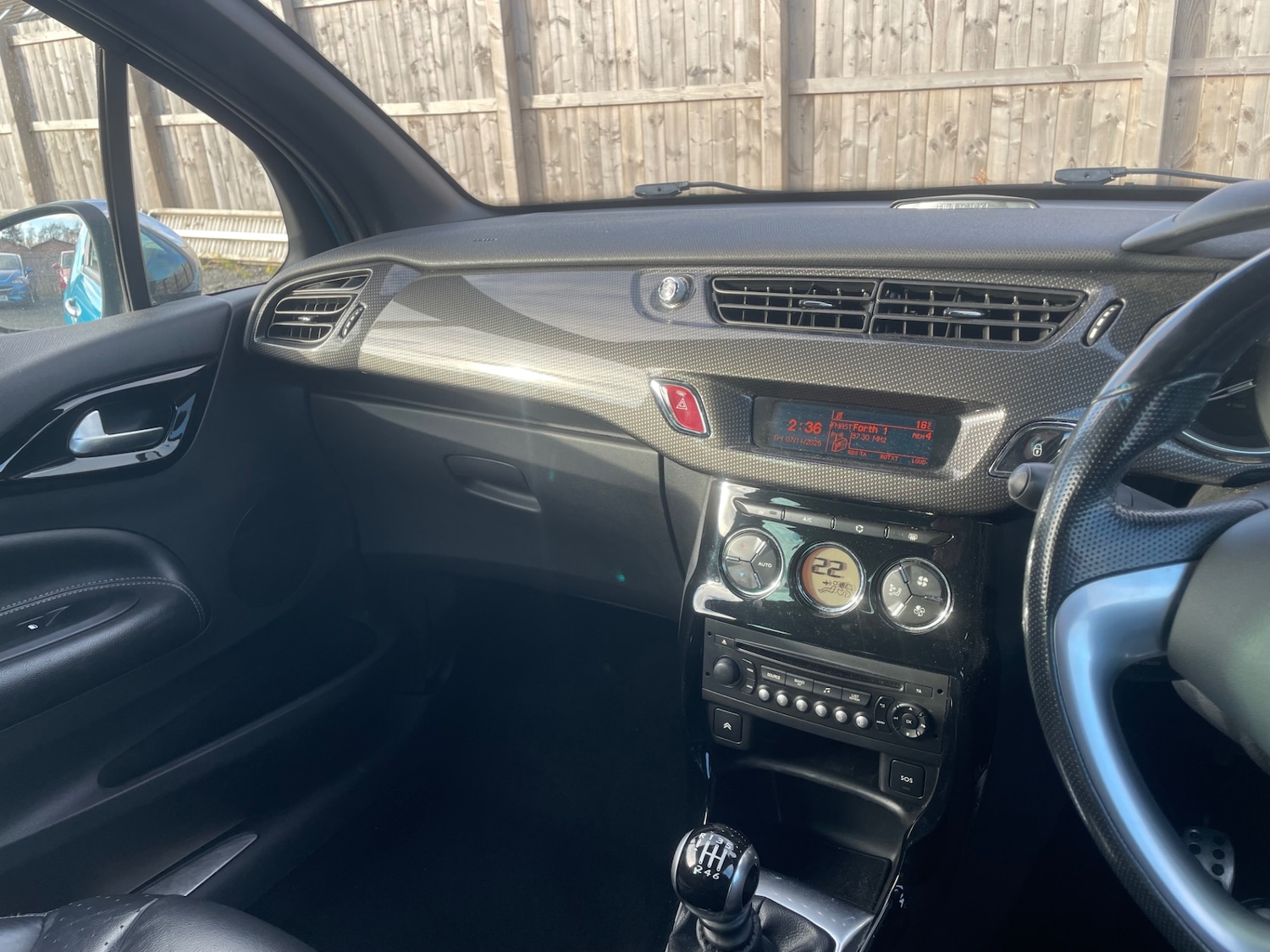 Used Citroen DS3 2014 for sale - 76542899: Photo 12