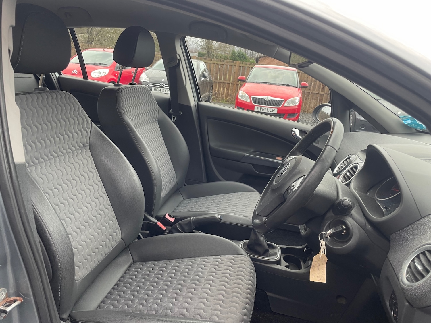 Used Vauxhall Corsa 2011 for sale - 76891716: Photo 5