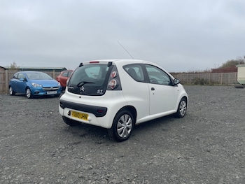 Used Citroen C1 2010 for sale - 76142725: Photo