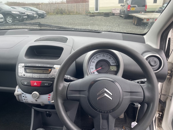 Used Citroen C1 2010 for sale - 76142725: Photo 9
