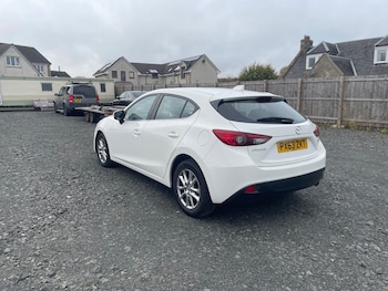 Used Mazda Mazda3 2014 for sale - 76142711: Photo
