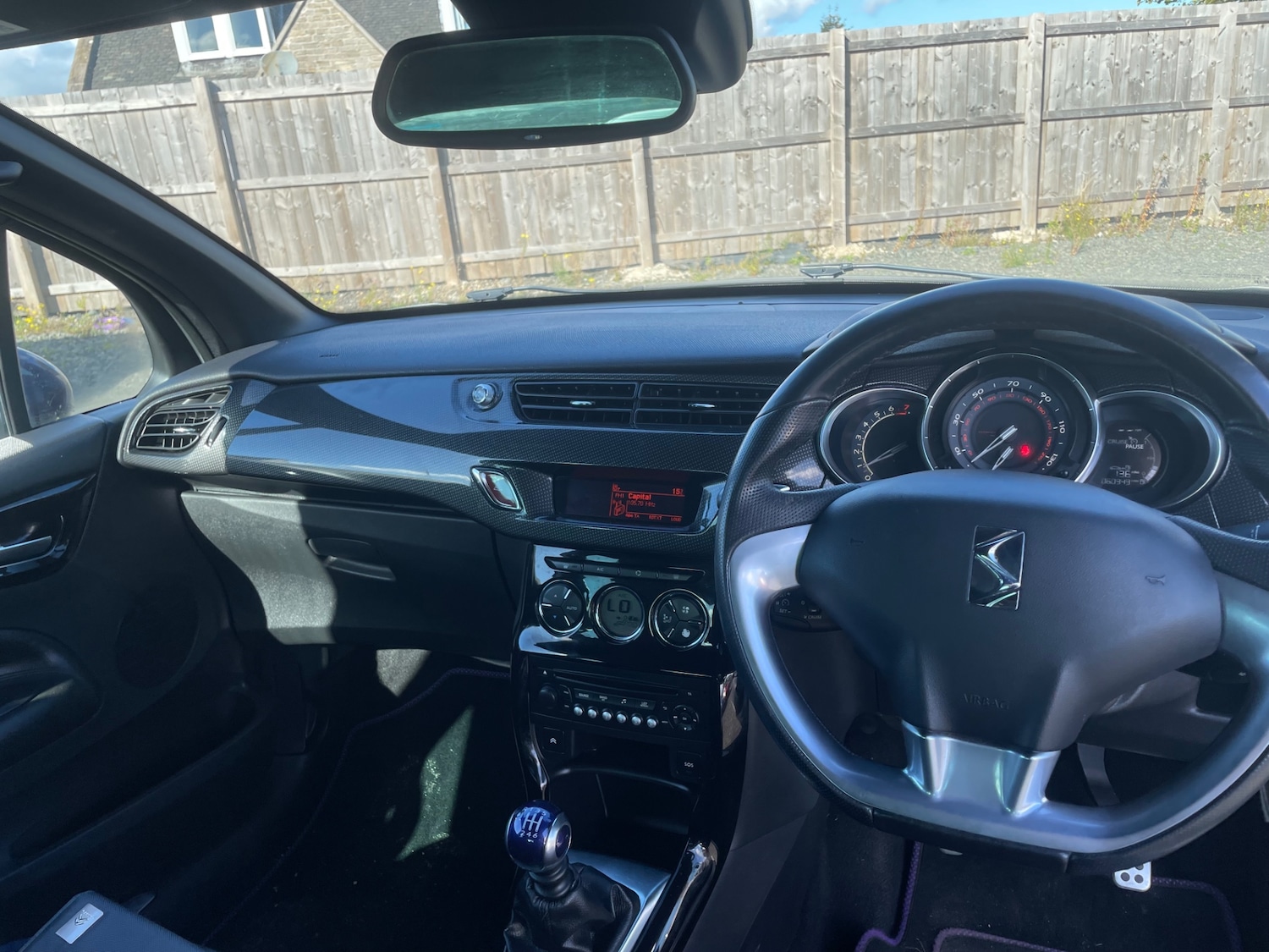 Used Citroen DS3 2014 for sale - 76058387: Photo 11