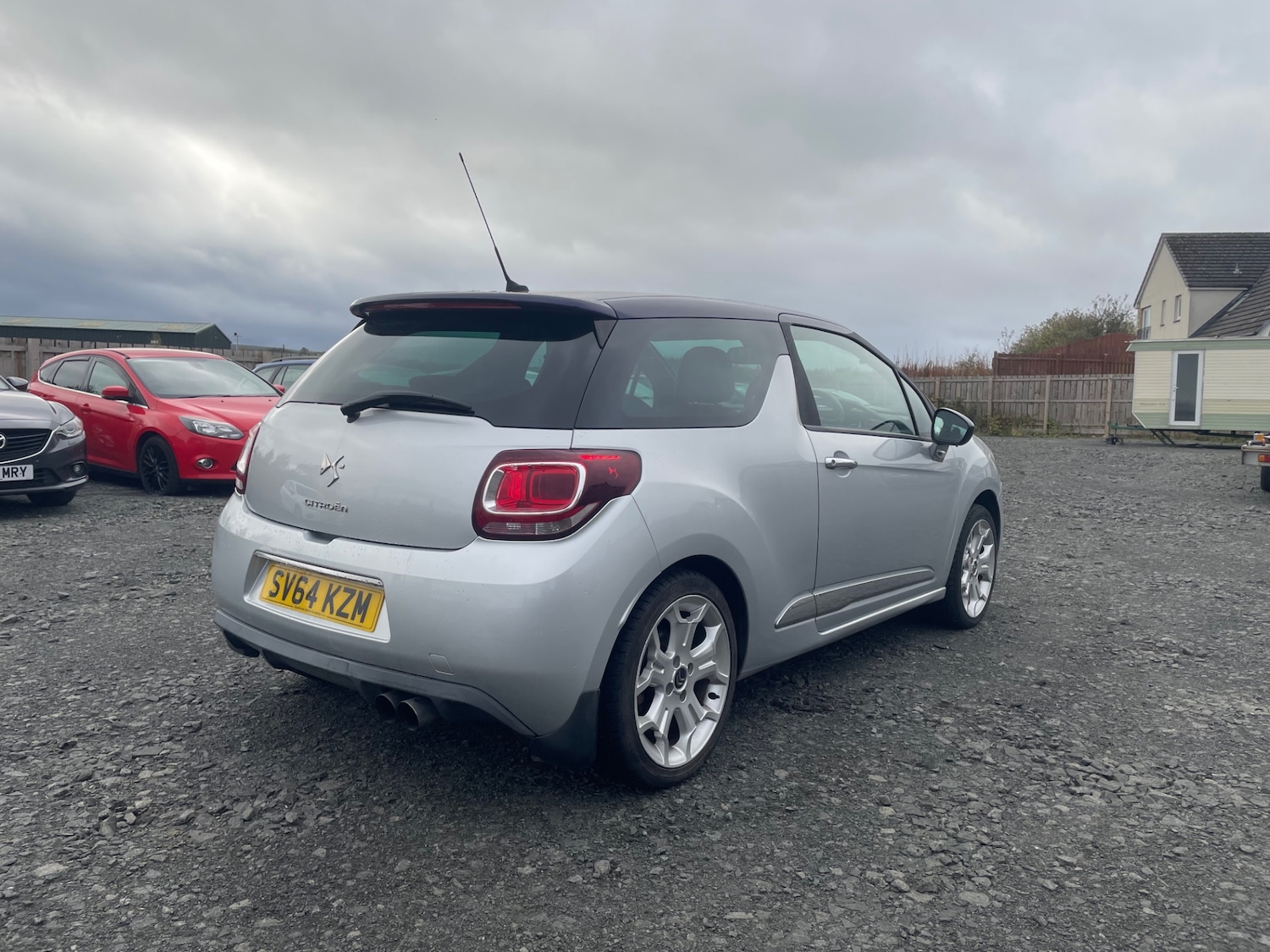 Used Citroen DS3 2014 for sale - 76058387: Photo 2