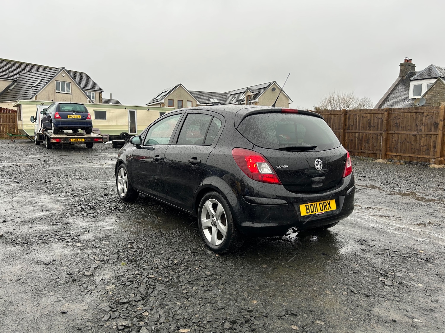 Used Vauxhall Corsa 2011 for sale - 77337900: Photo 3