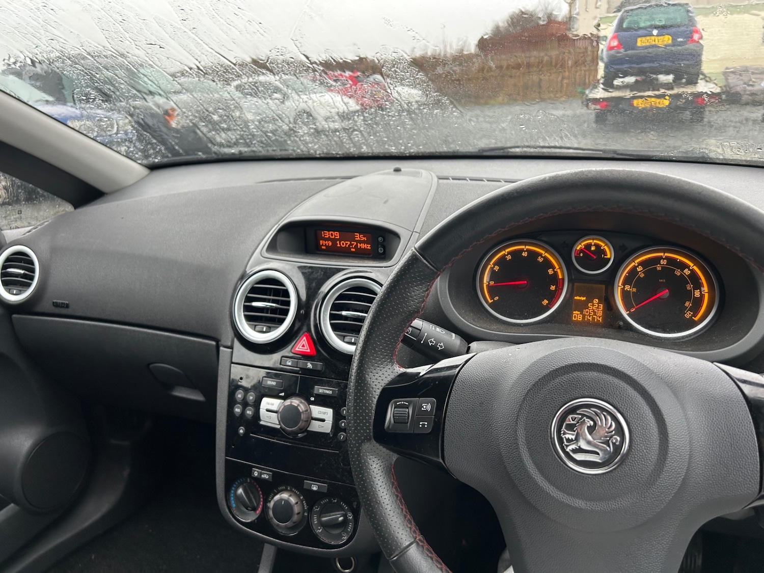 Used Vauxhall Corsa 2011 for sale - 77337900: Photo 8