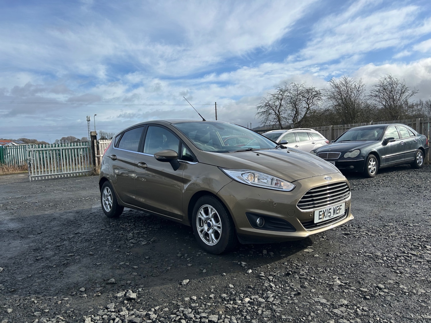 Used Ford Fiesta 2015 for sale - 77669196: Photo 2