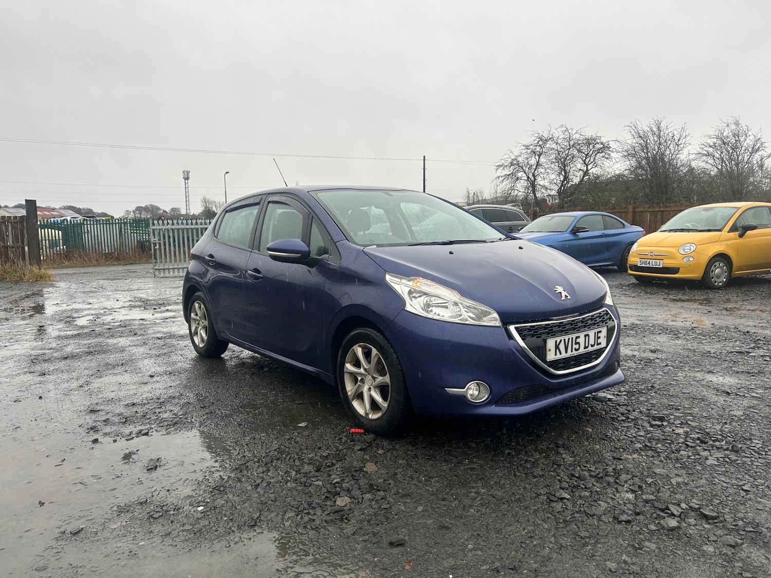 Used Peugeot 208 2015 for sale - 77337922: Photo 2