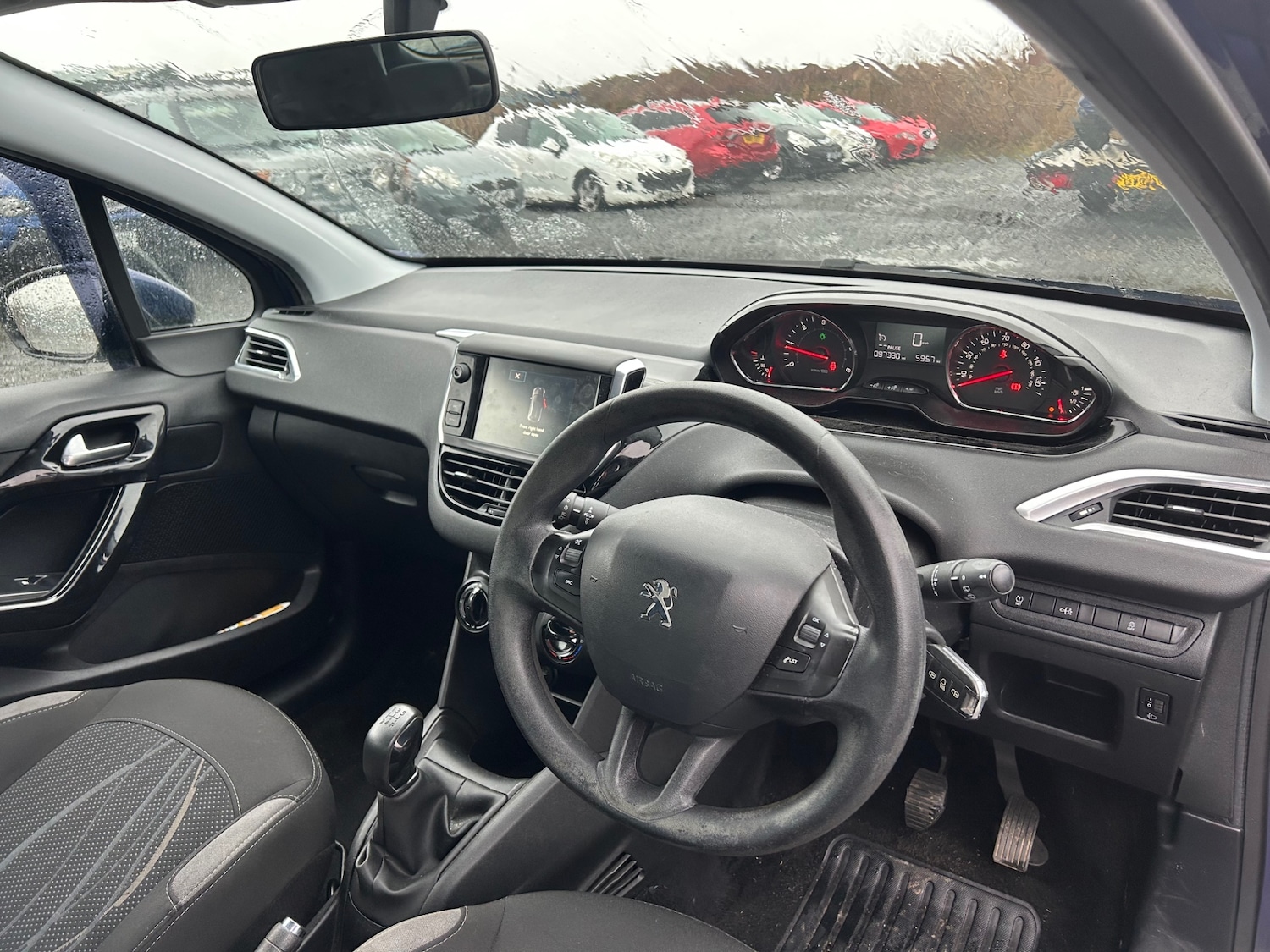 Used Peugeot 208 2015 for sale - 77337922: Photo 8