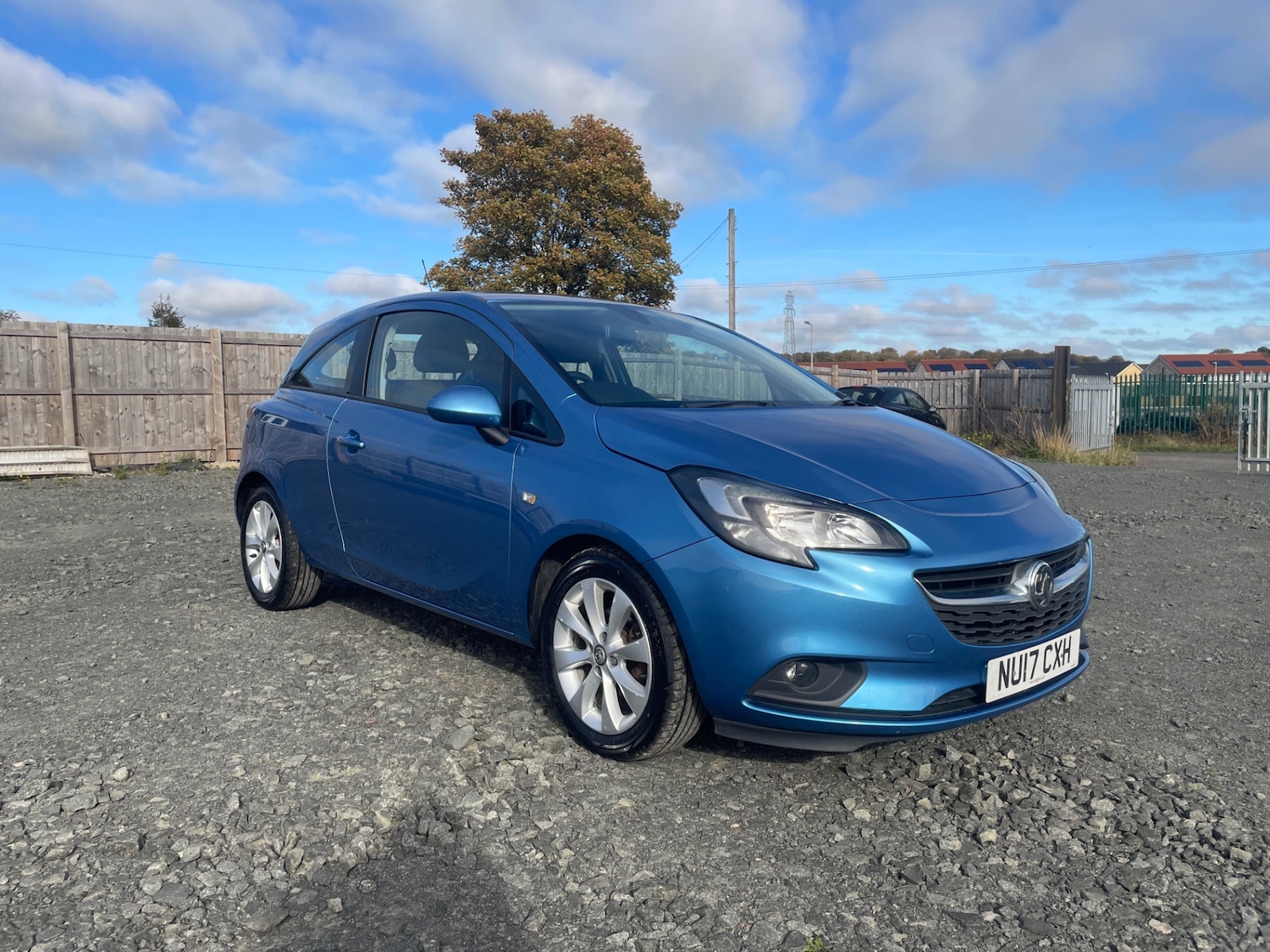 Used Vauxhall Corsa 2017 for sale - 76144368: Photo 2