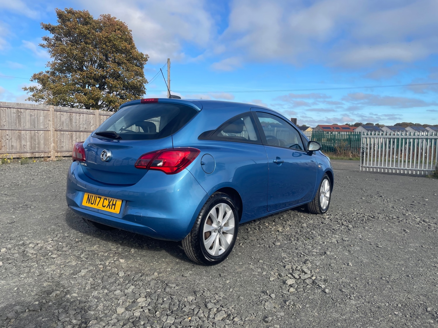 Used Vauxhall Corsa 2017 for sale - 76144368: Photo 3