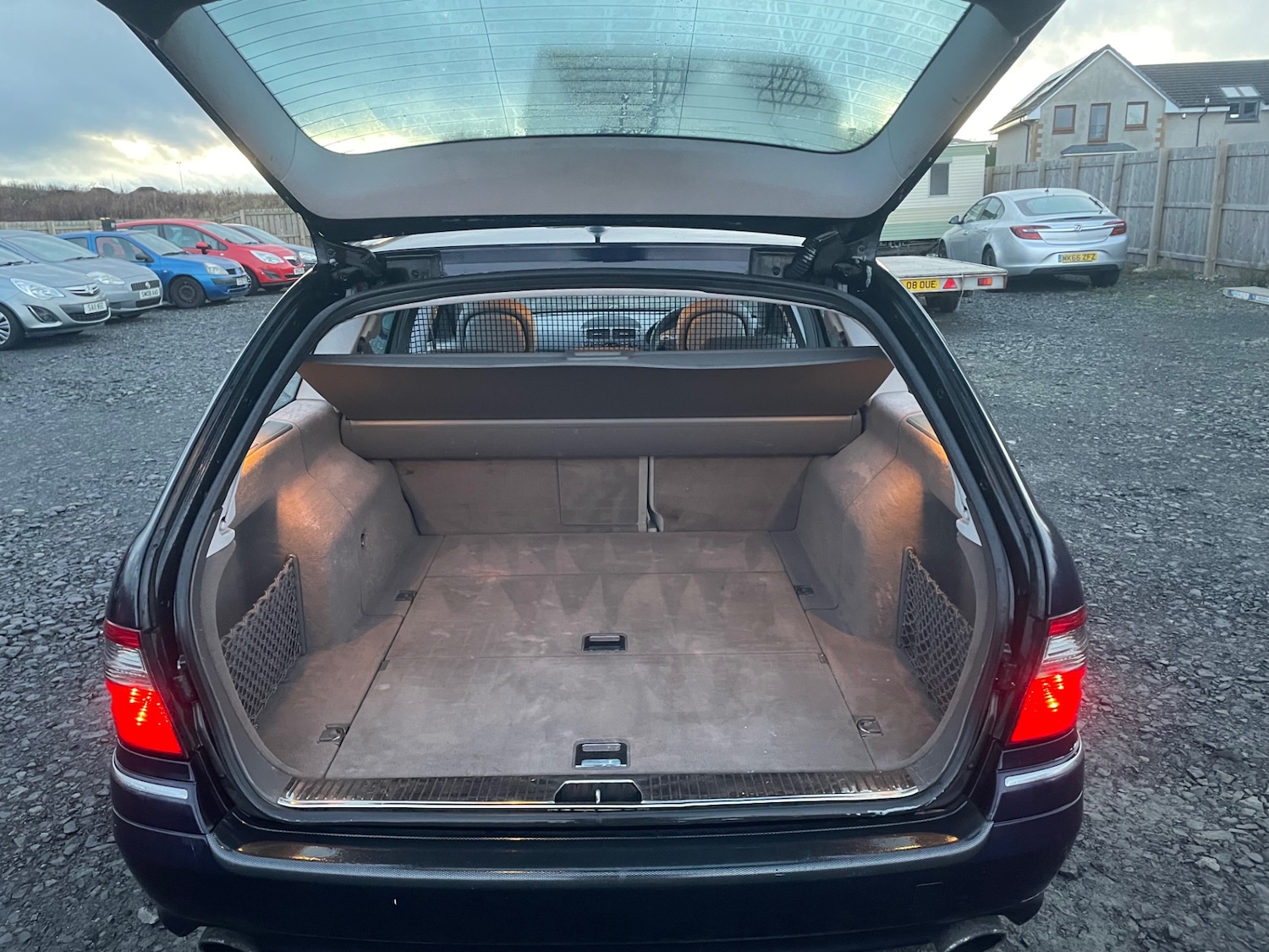 Used Mercedes-Benz E Class 2008 for sale - 77093974: Photo 5