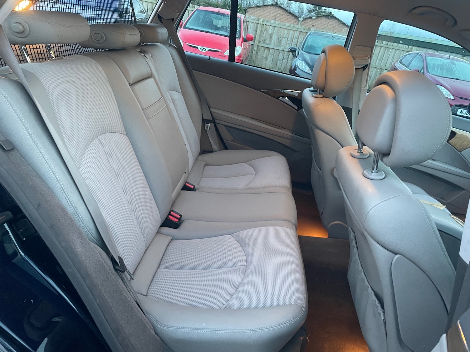 Used Mercedes-Benz E Class 2008 for sale - 77093974: Photo 6