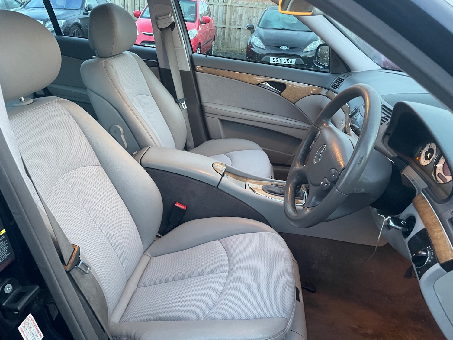 Used Mercedes-Benz E Class 2008 for sale - 77093974: Photo 7