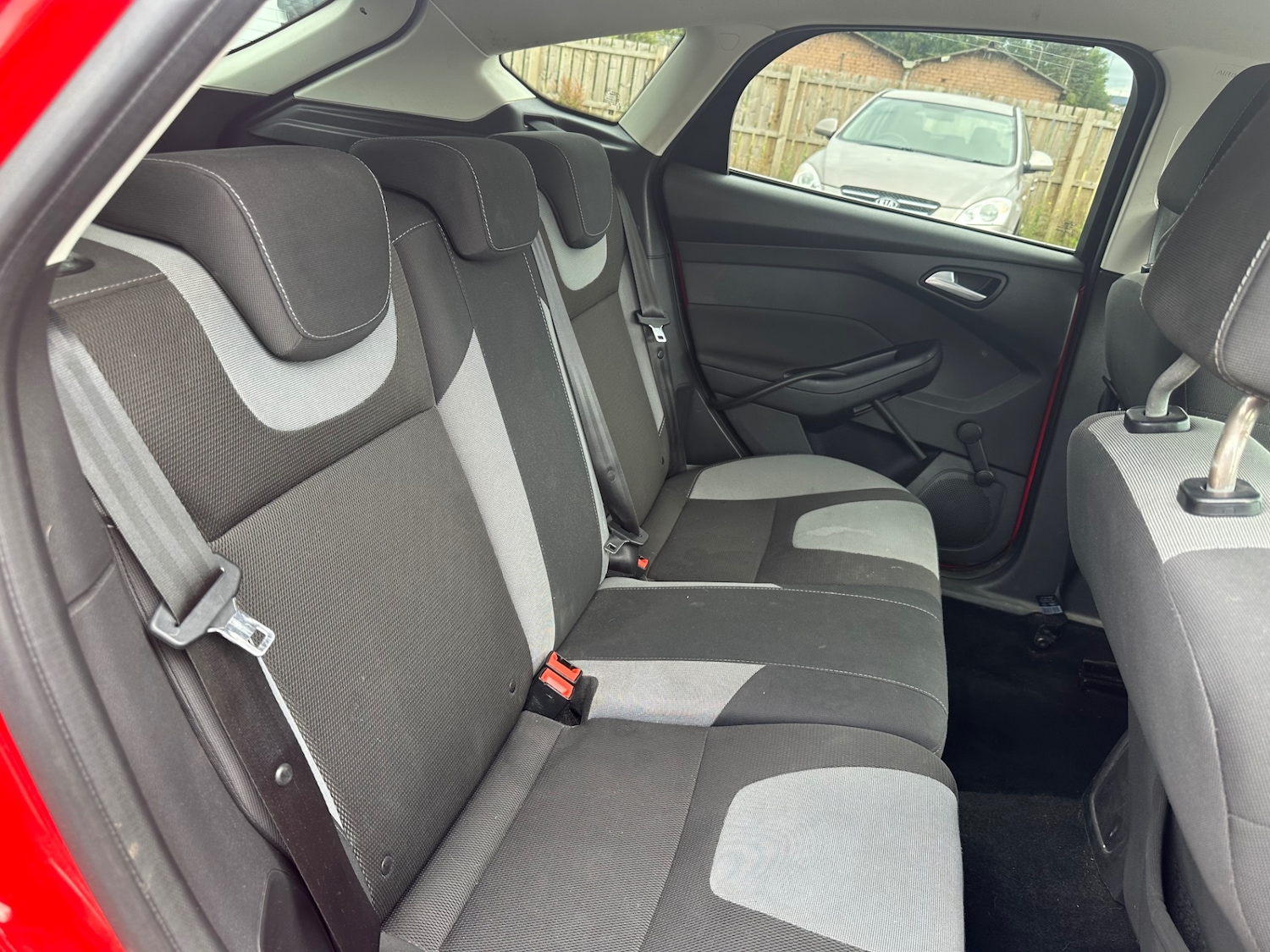 Used Ford Focus 2014 for sale - 76182050: Photo 6