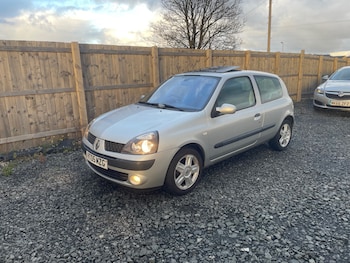 Used Renault Clio 2005 for sale - 76590241: Photo