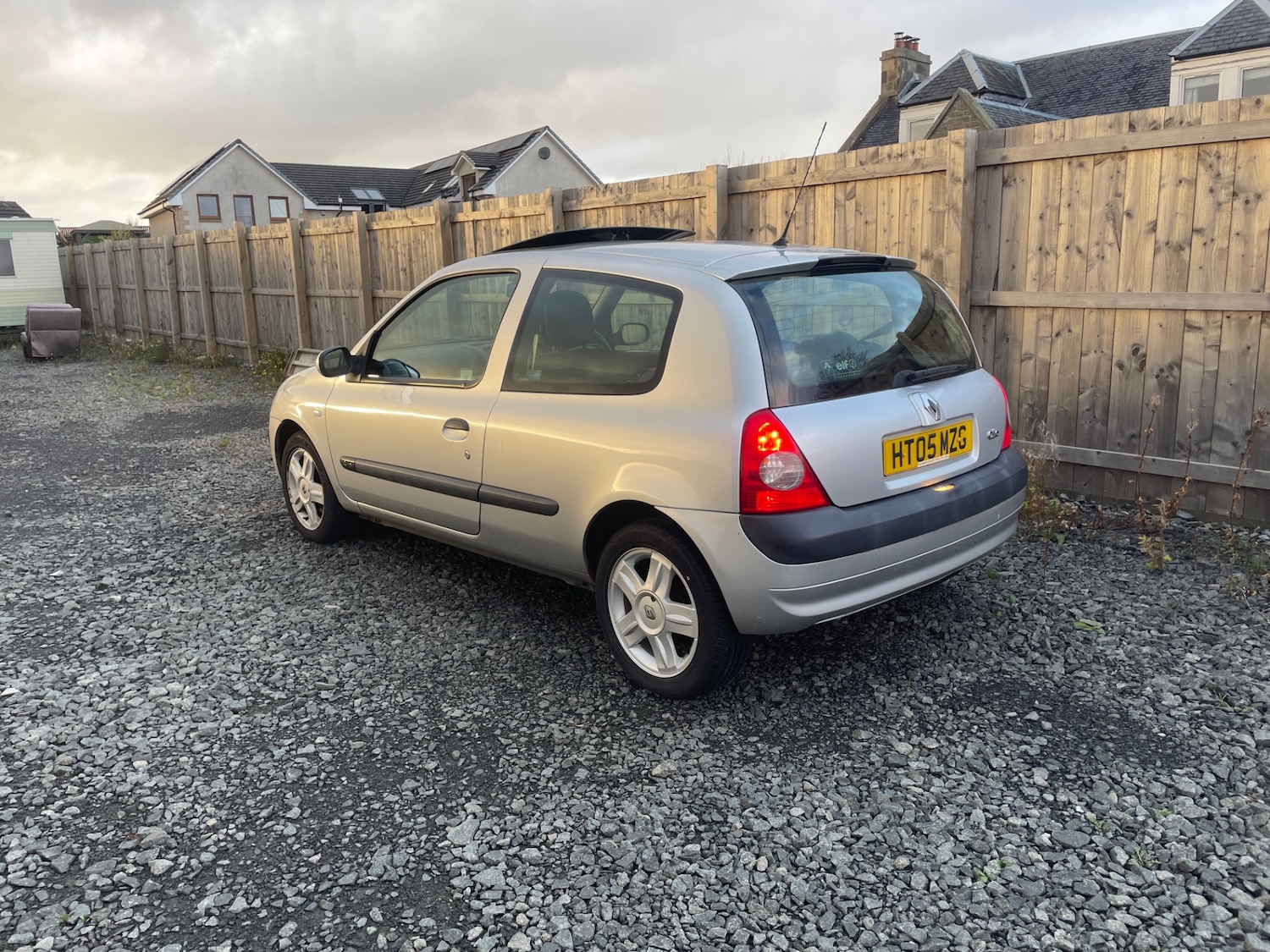 Used Renault Clio 2005 for sale - 76590241: Photo 3