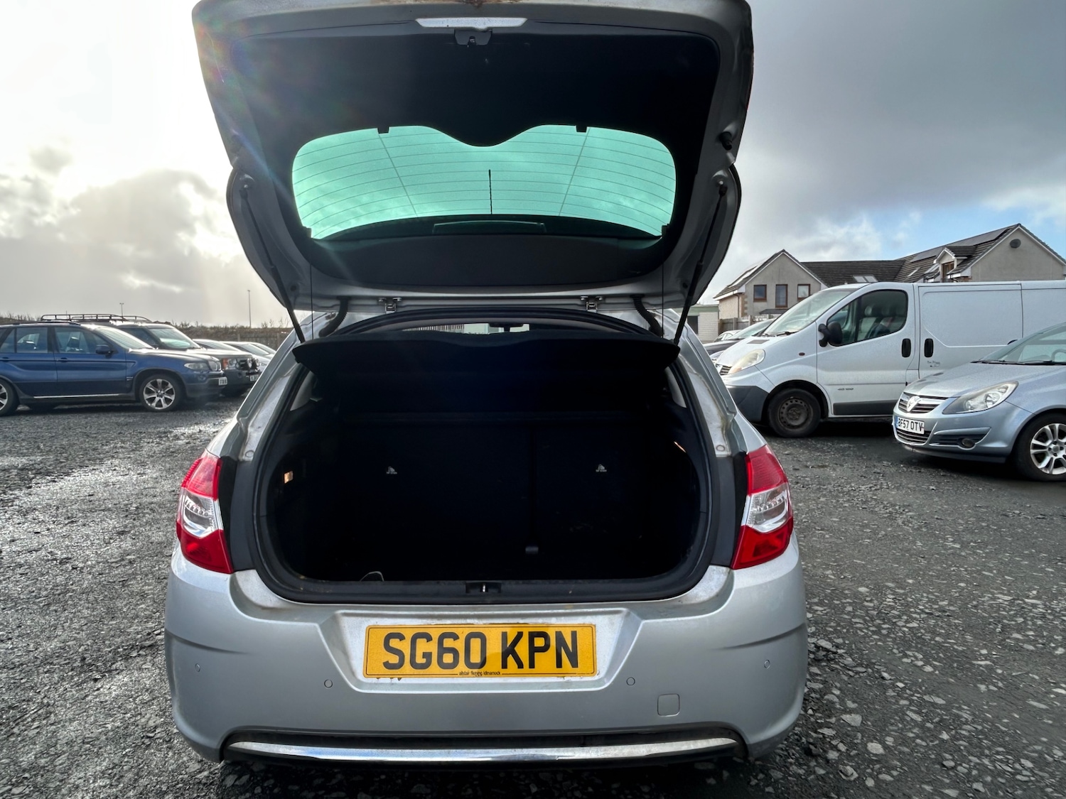 Used Citroen C4 2010 for sale - 77990210: Photo 5