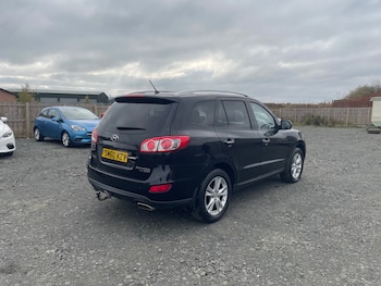Used Hyundai Santa Fe 2010 for sale - 76299475: Photo