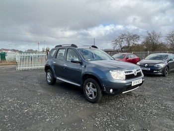 Used Dacia Duster 2014 for sale - 77669105: Photo