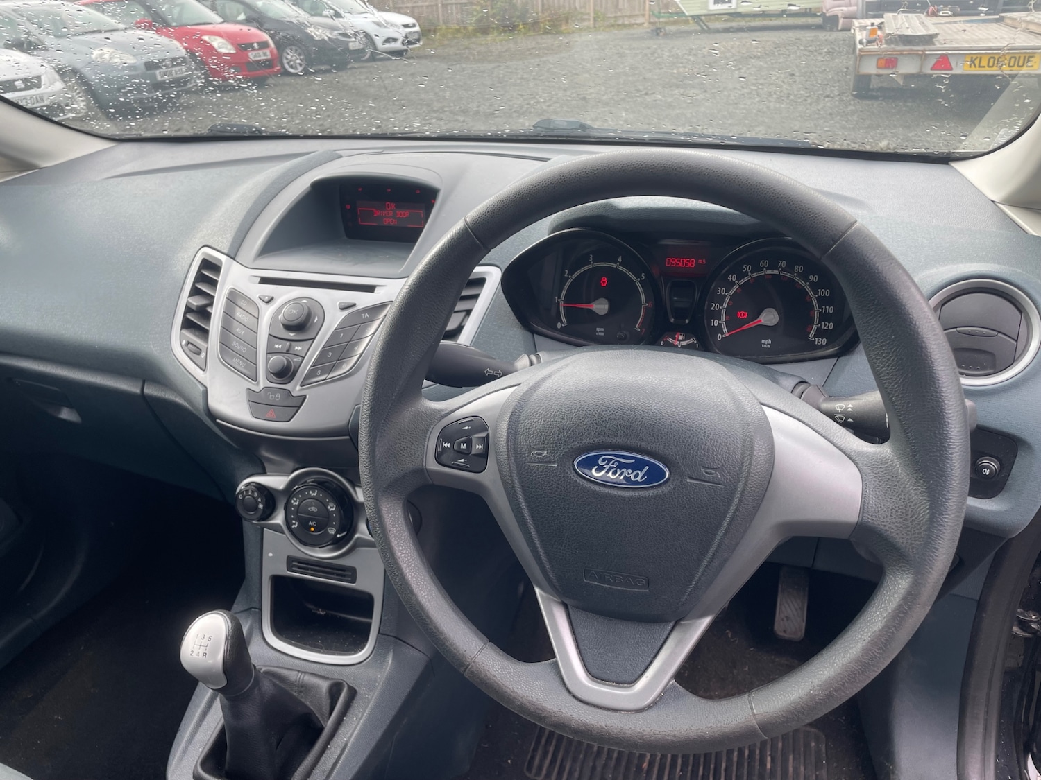 Used Ford Fiesta 2010 for sale - 77093910: Photo 8