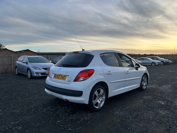 Used Peugeot 207 2010 for sale - 77669113: Photo
