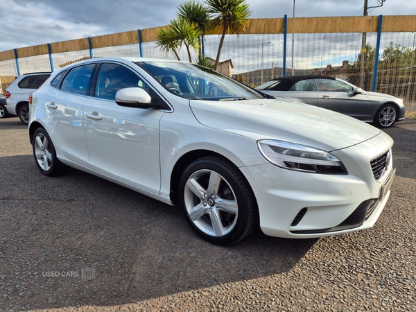 Used Volvo V40 2018 for sale - 76043650: Photo 3
