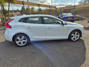 Used Volvo V40 2018 for sale - 76043650: Photo