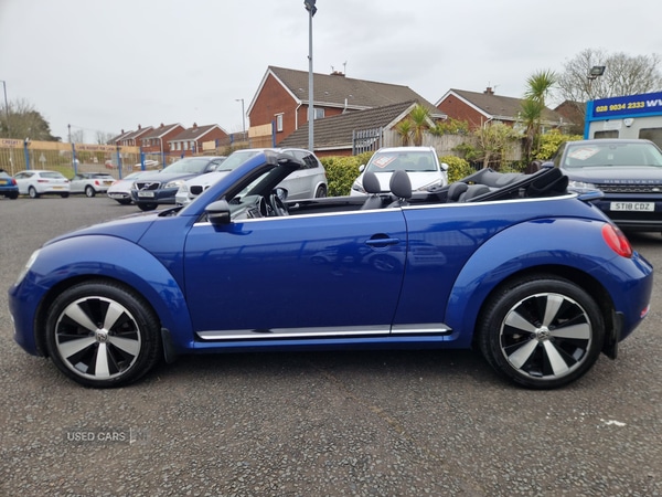 Used Volkswagen Beetle 2015 for sale - 78116829: Photo 2