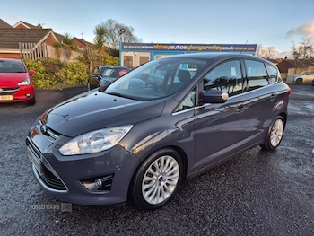 2013 - 1.0 EcoBoost 125 Titanium 5dr