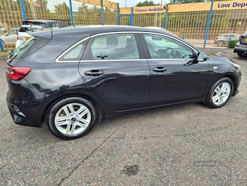 Used Kia Ceed 2018 for sale - 79646658: Photo