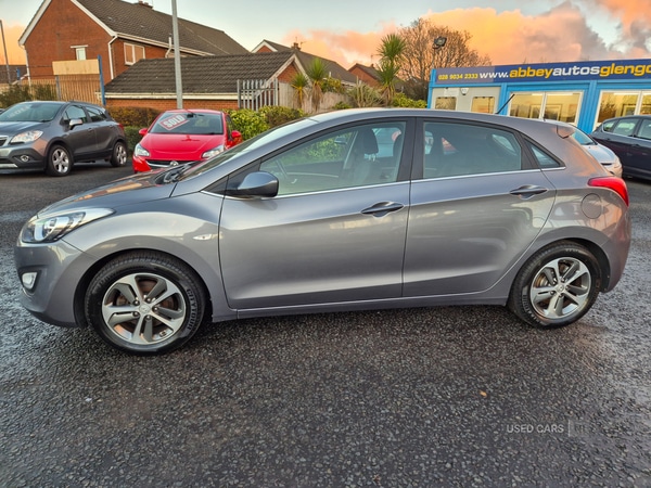 Used Hyundai i30 2015 for sale - 76646982: Photo 2
