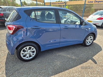 Used Hyundai i10 2018 for sale - 79034809: Photo